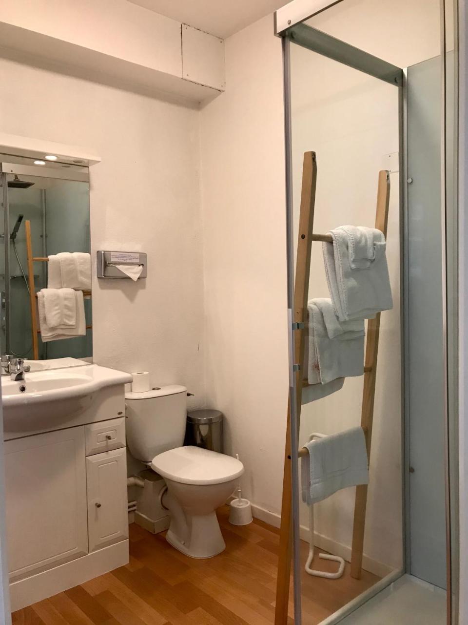 Hotel Des Bains Figeac Zewnętrze zdjęcie