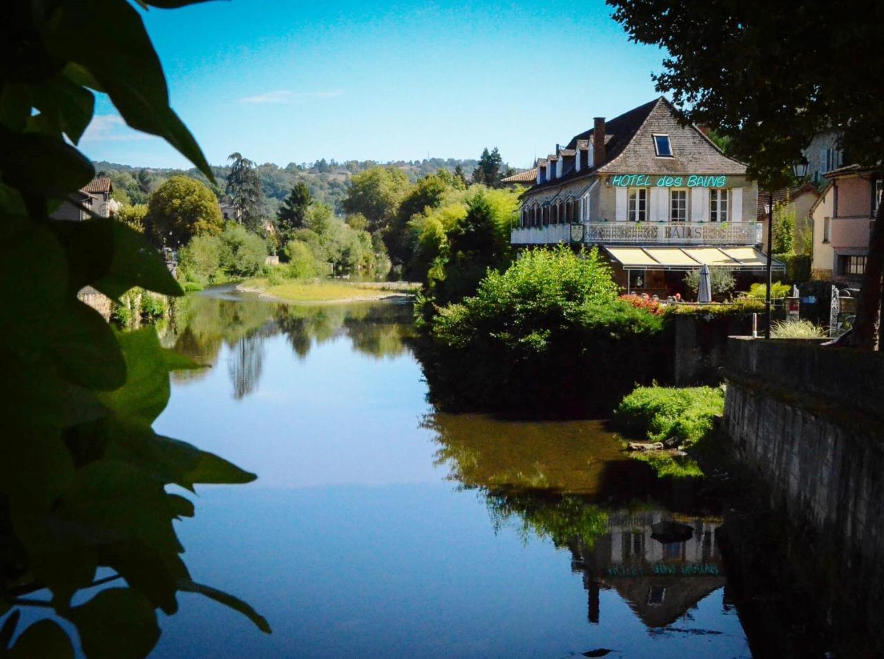 Hotel Des Bains Figeac Zewnętrze zdjęcie